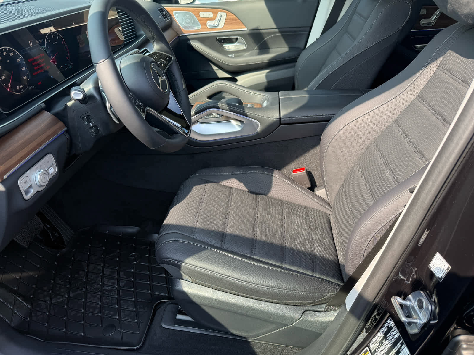 New 2026 Mercedes-Benz GLS 450 4MATIC image 10