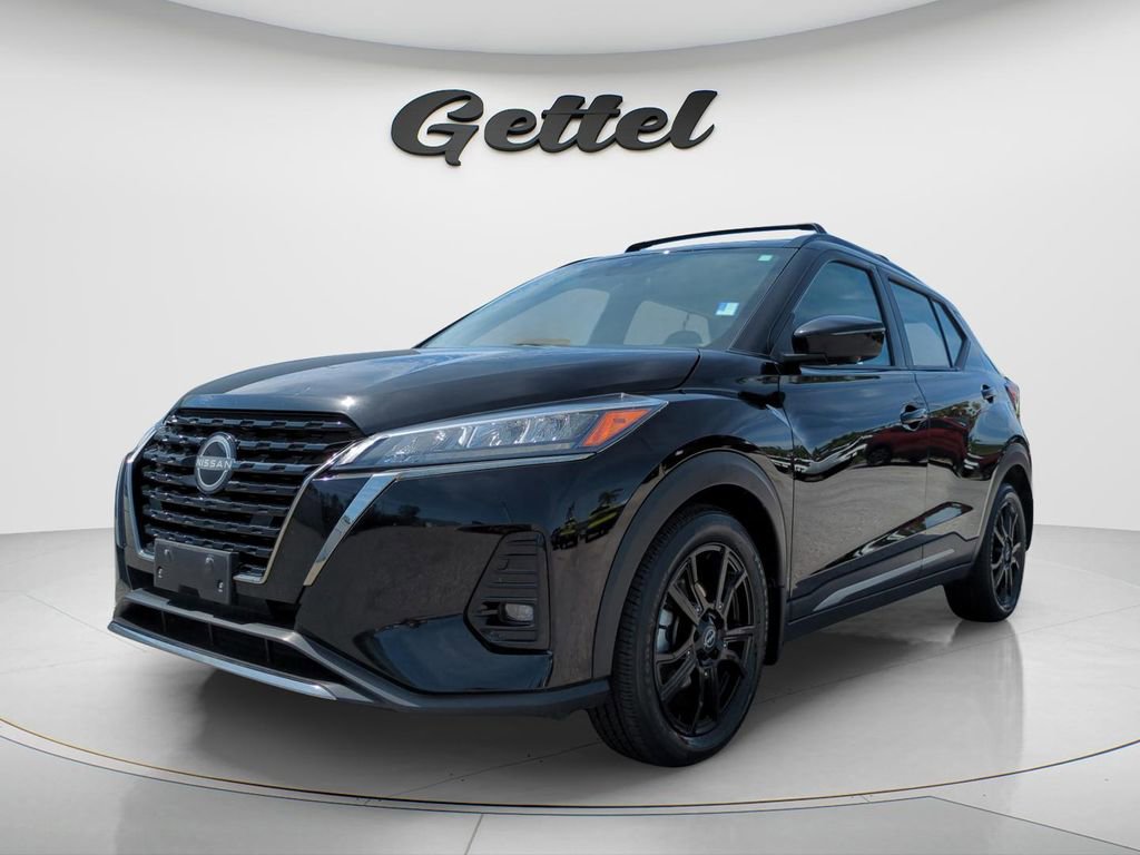 Certified 2023 Nissan Kicks SR w/ Exterior Package