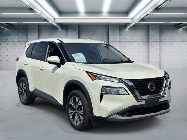 Used 2021 Nissan Rogue SV AWD/4WD image 3