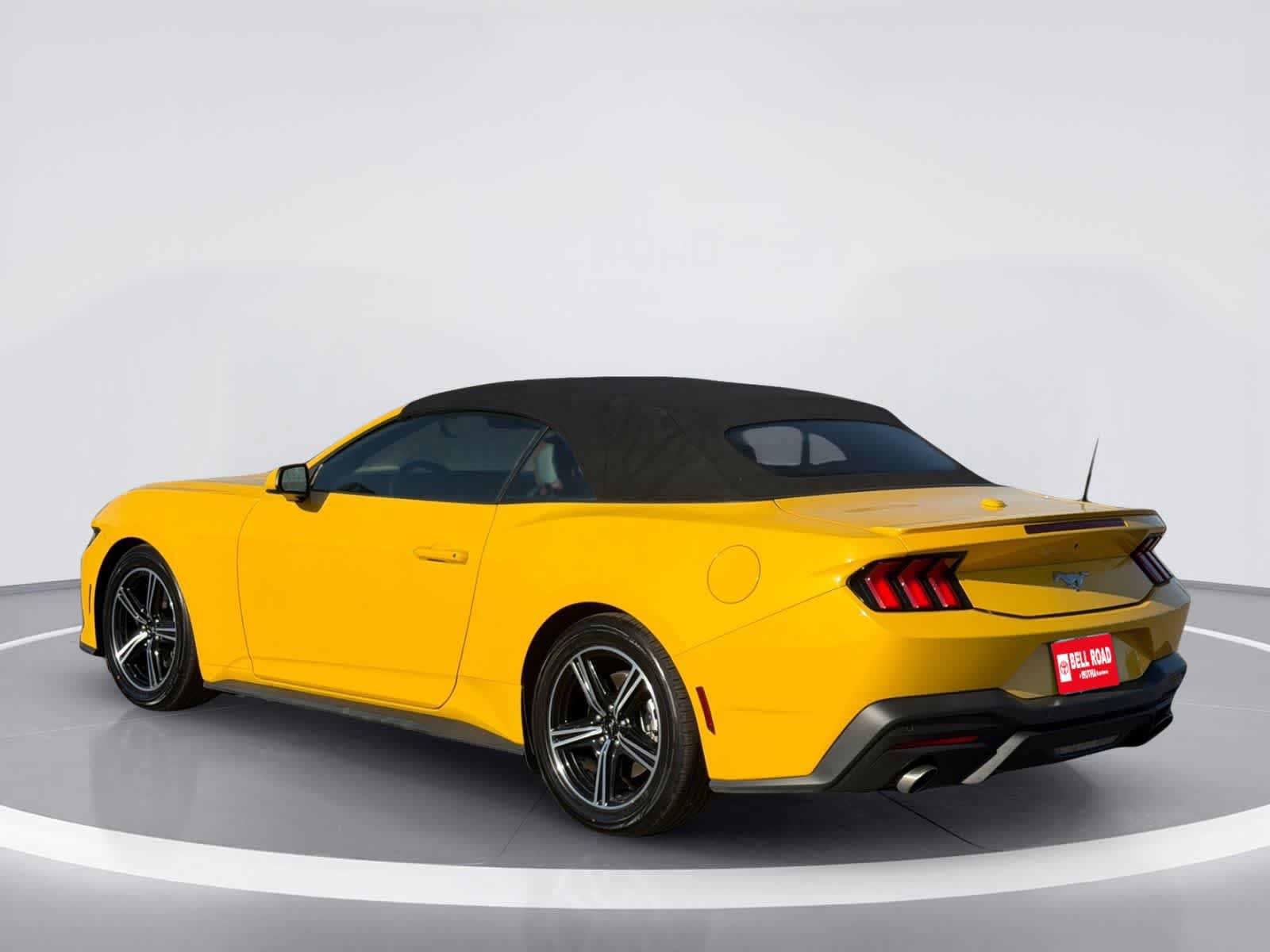 Used 2024 Ford Mustang Premium RWD image 5