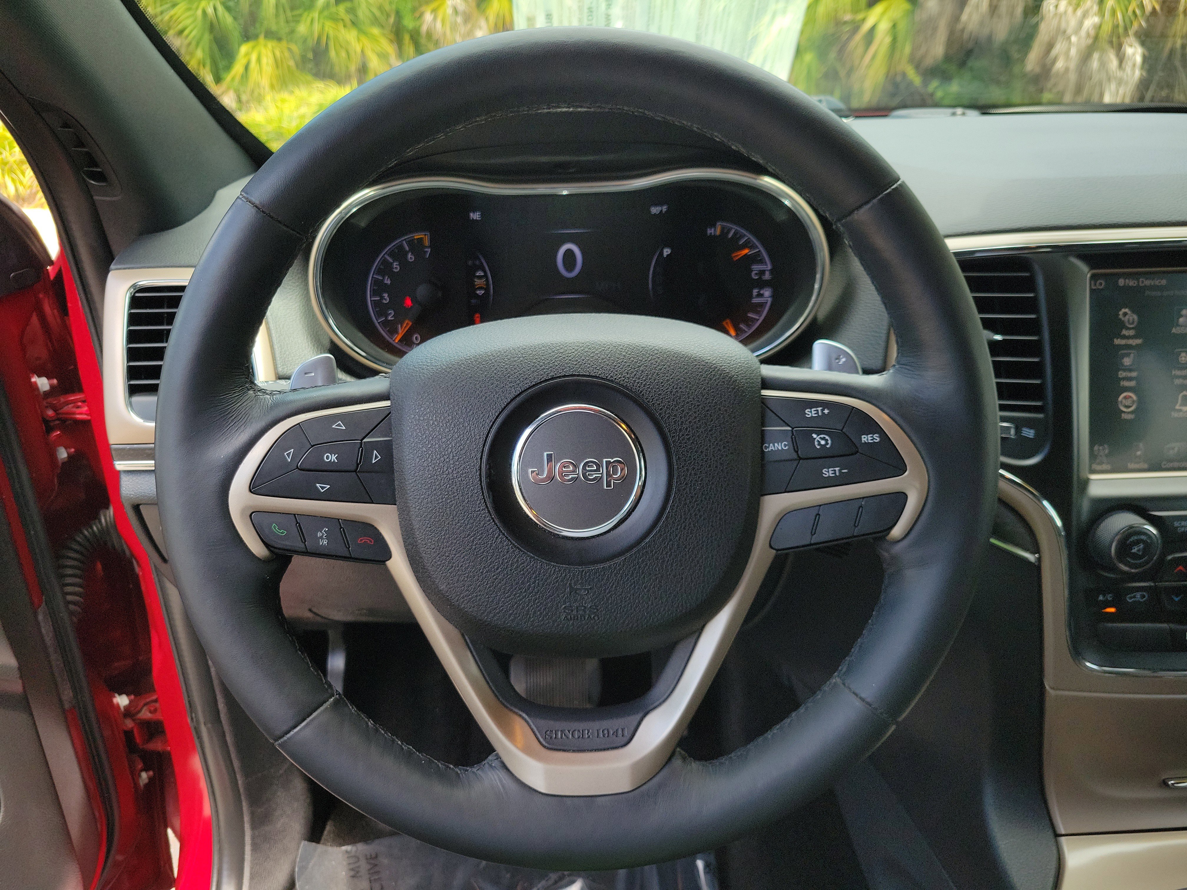 Used 2015 Jeep Grand Cherokee Limited AWD/4WD image 30