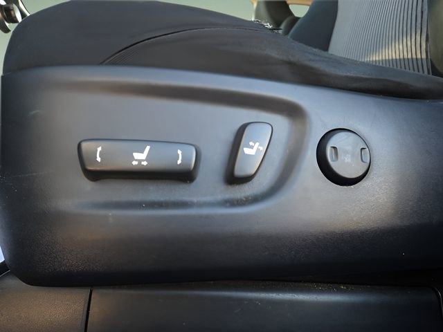 Used 2016 Toyota 4Runner SR5 image 19