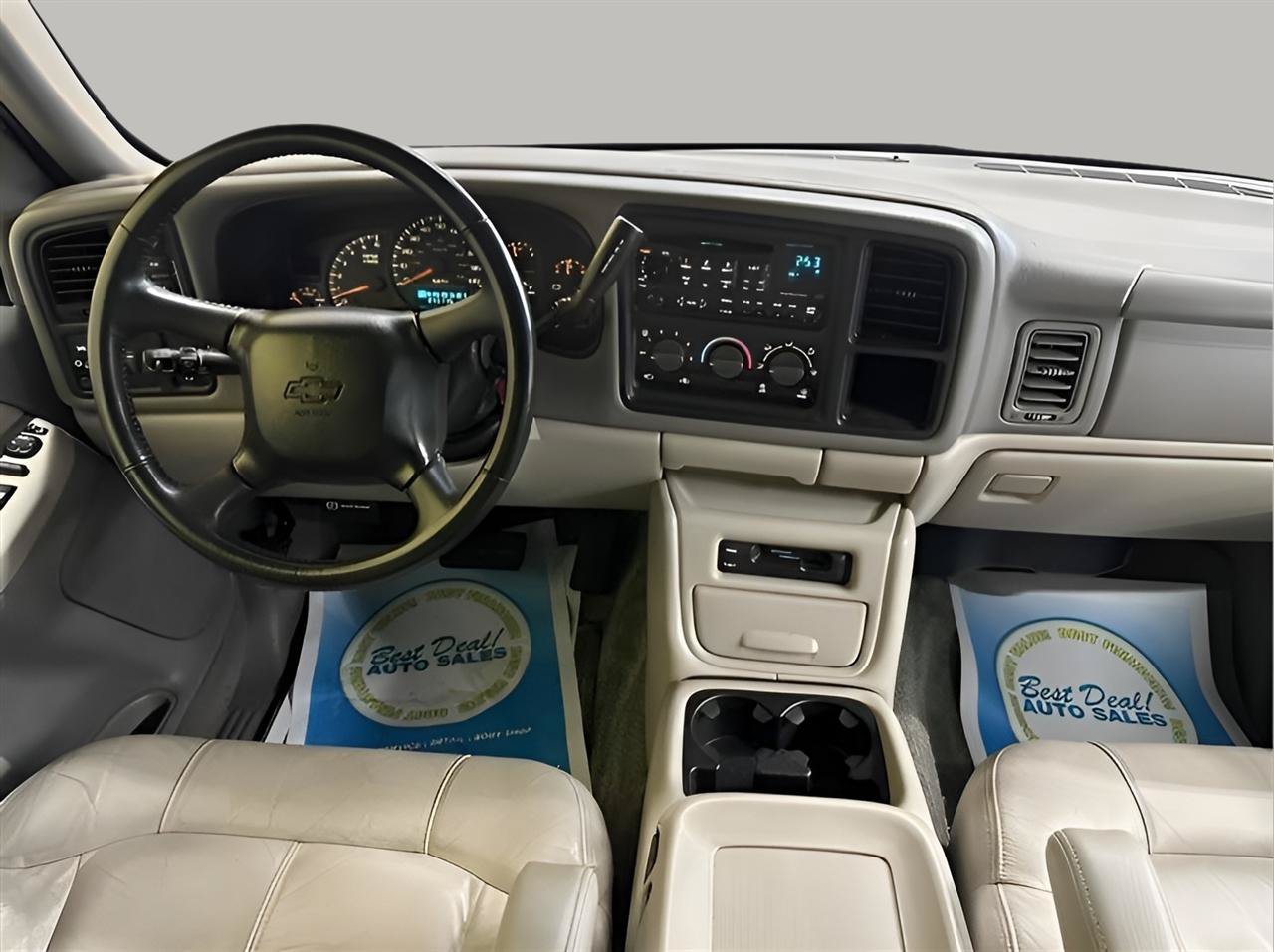 Used 2000 Chevrolet Suburban 2500 LS w/ LS Preferred Equipment Group AWD/4WD image 16