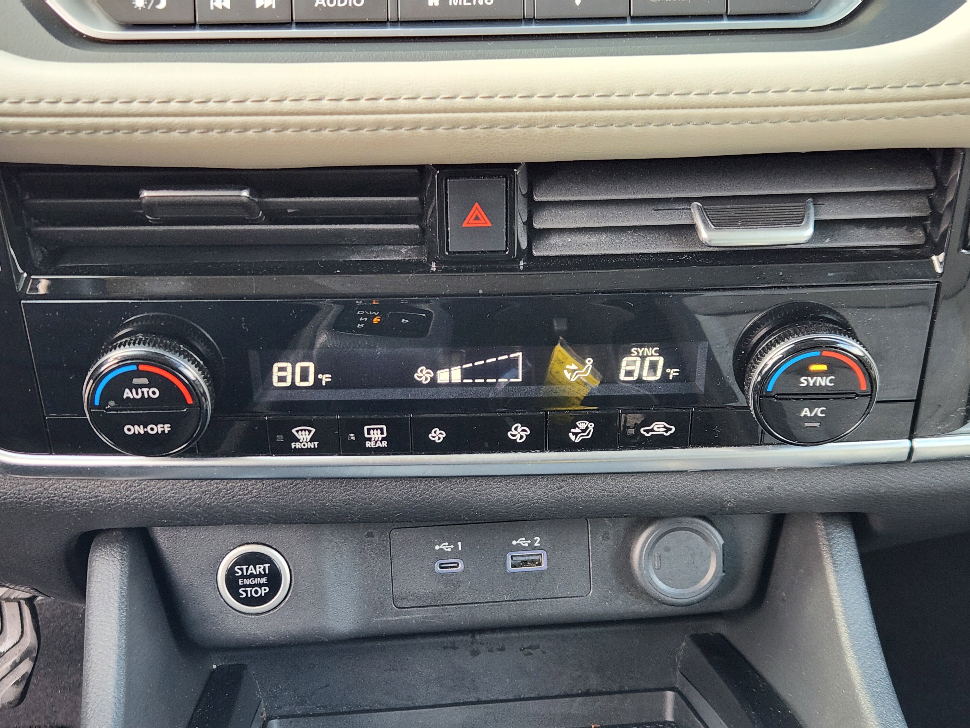 Used 2023 Nissan Rogue SV image 20