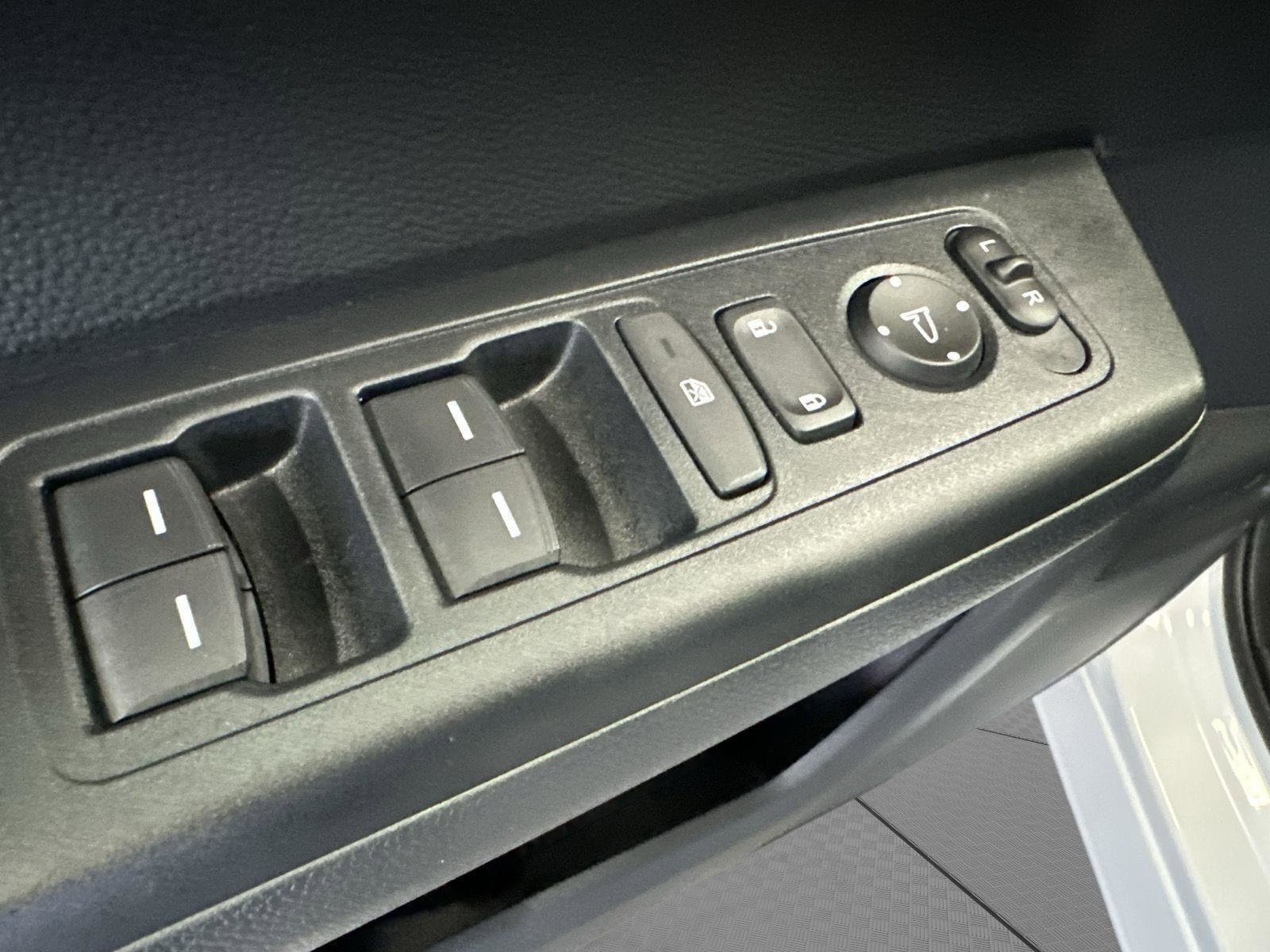 Certified 2025 Honda CR-V Sport-L image 7