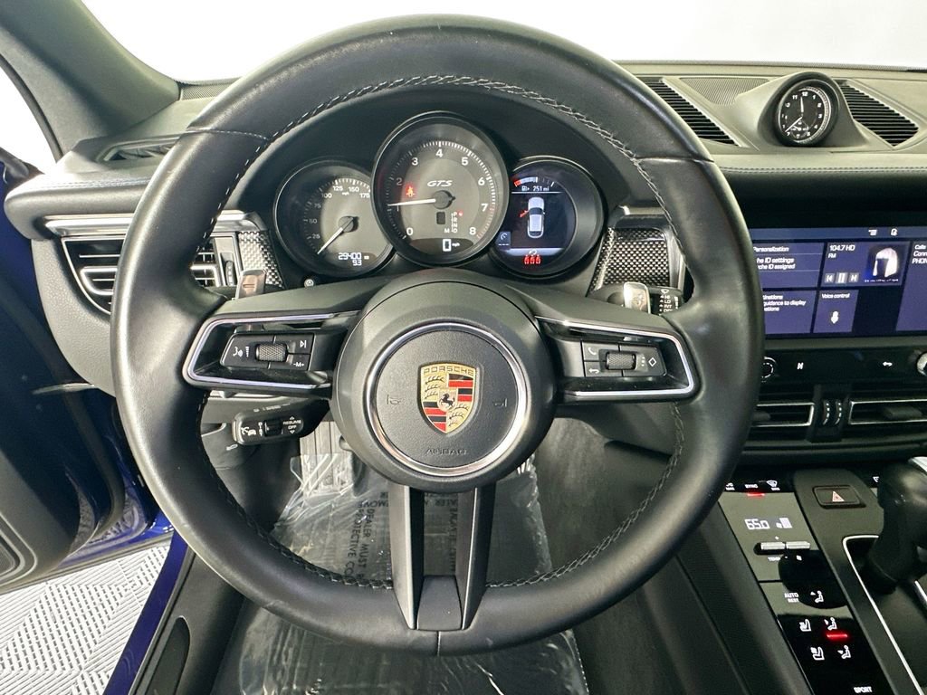 Used 2023 Porsche Macan GTS image 11
