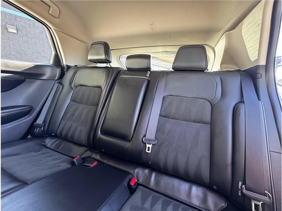 Used 2024 Nissan Ariya AWD image 16