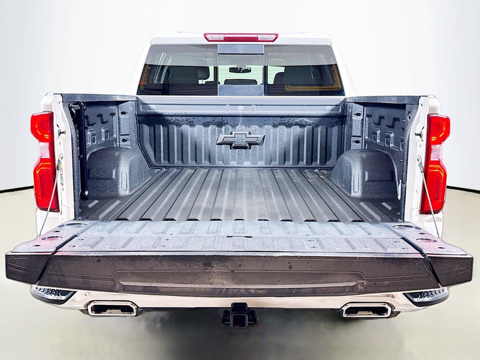 Used 2022 Chevrolet Silverado 1500 LTZ w/ LTZ Premium Texas Edition AWD/4WD image 26