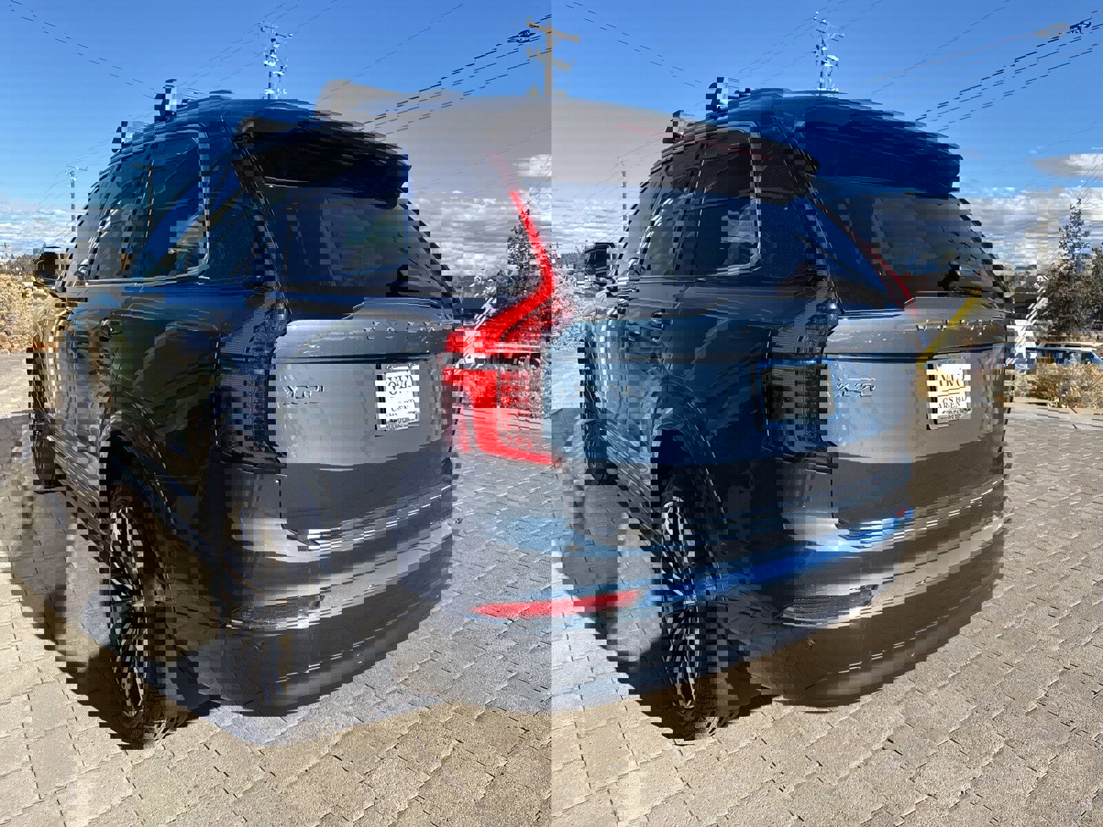 New 2026 Volvo XC90 T8 Ultra w/ Protection Package Premier image 4