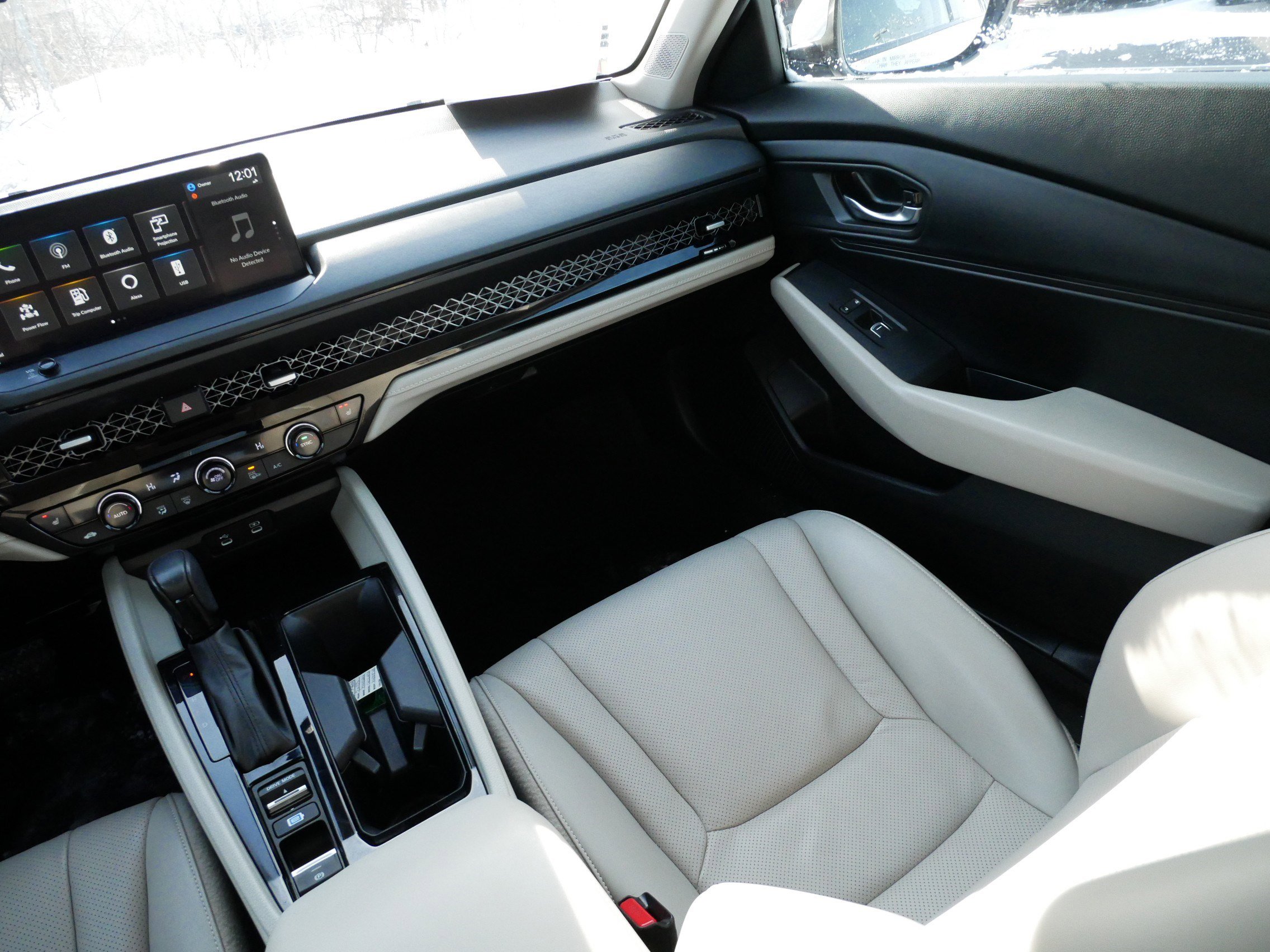 Certified 2023 Honda Accord EX-L image 11