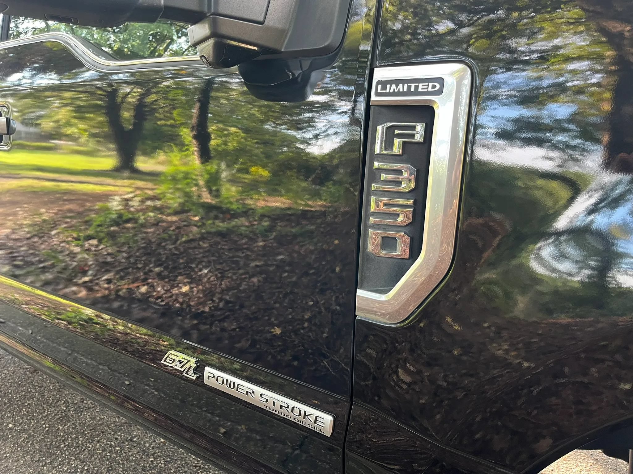 Used 2019 Ford F350 Limited AWD/4WD image 13