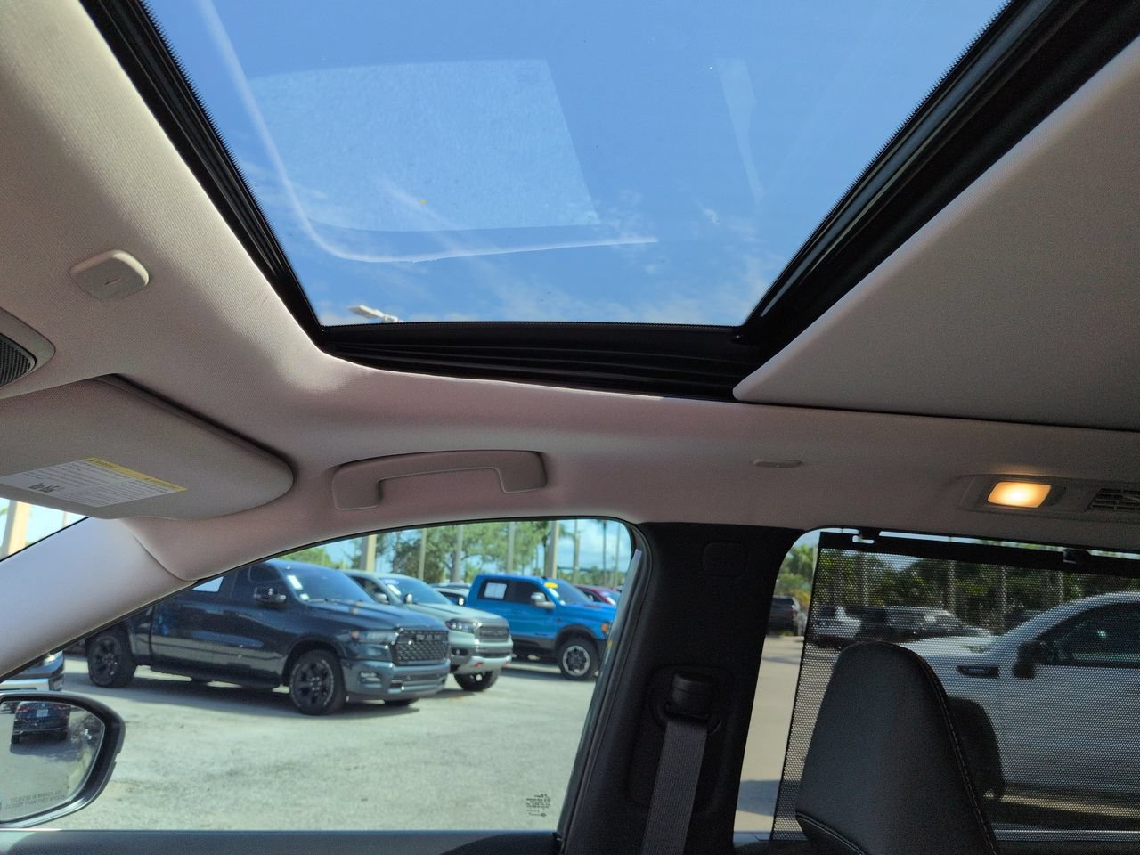 Used 2026 INFINITI QX60 Luxe w/ Cargo Package FWD image 21