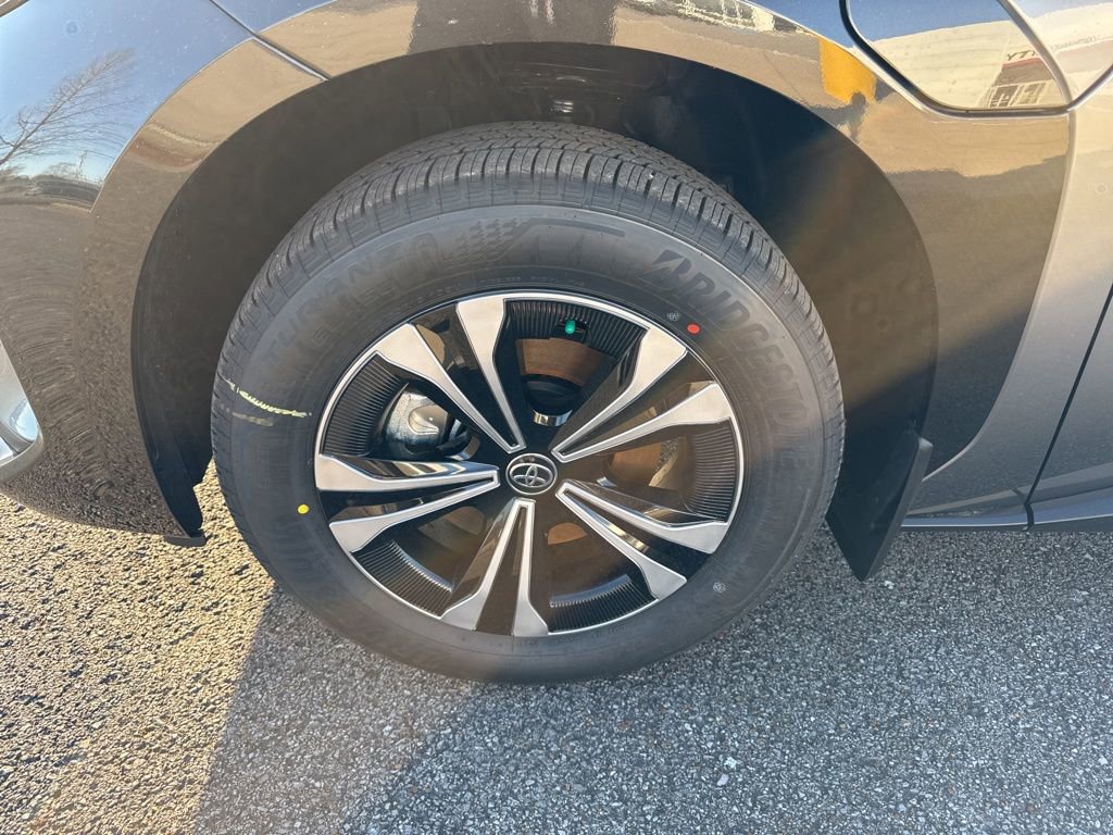 Used 2025 Toyota bZ4X AWD w/ Weather Package image 10