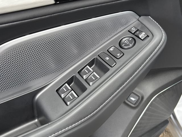 Certified 2026 Acura MDX w/ Technology Package AWD/4WD image 10