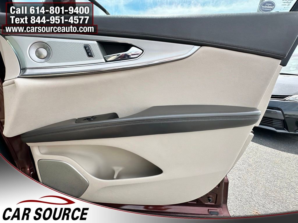 Used 2016 Lincoln MKX Reserve w/ Luxury Package AWD/4WD image 26