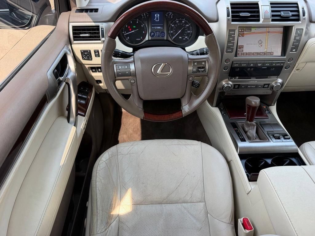 Used 2015 Lexus GX 460 w/ Premium Package AWD/4WD image 8