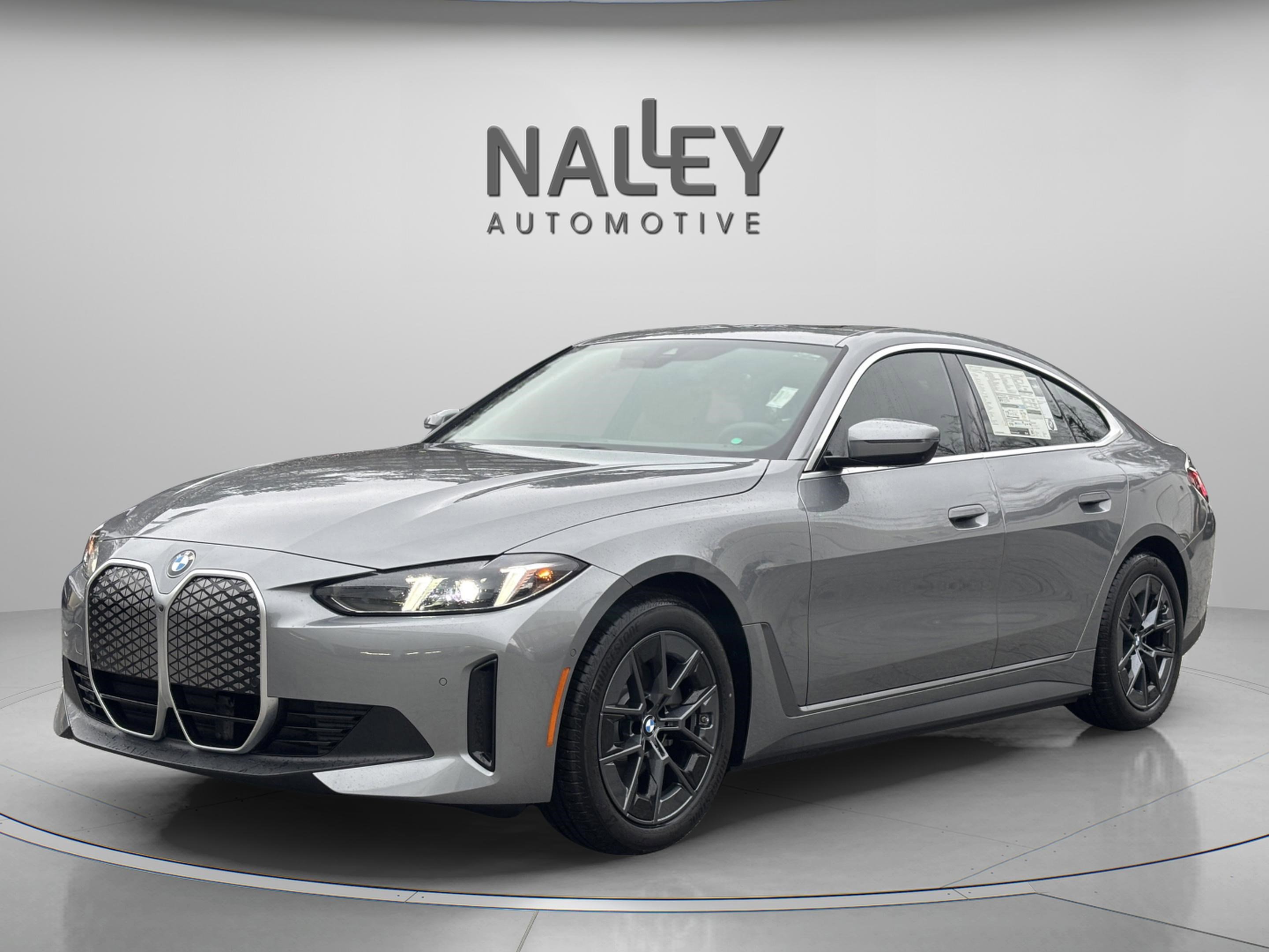 Used 2026 BMW i4 eDrive40 w/ Parking Assistance Package image 1