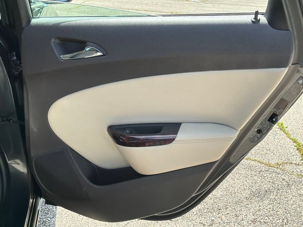 Used 2016 Buick Verano Premium FWD image 36