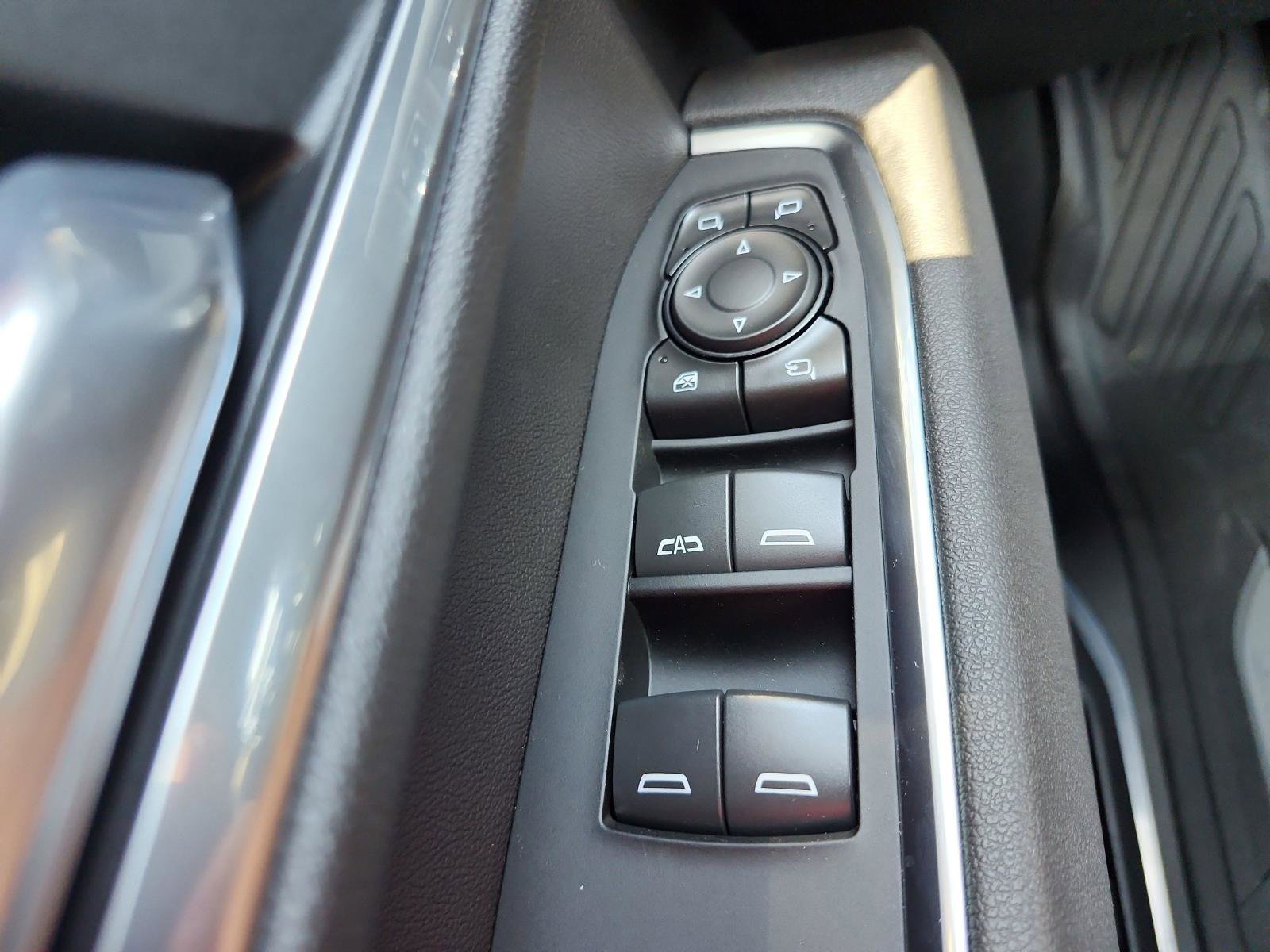 New 2025 GMC Sierra 2500 SLE w/ SLE Value Package; image 18