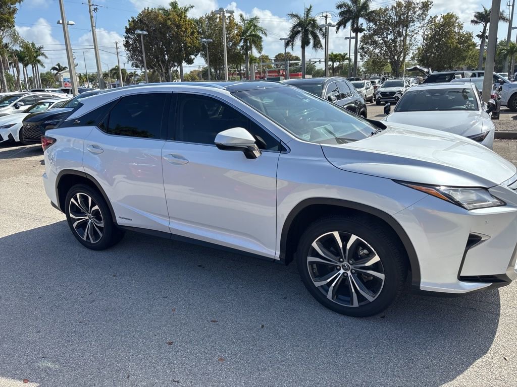 Used 2019 Lexus RX 450h AWD w/ Navigation Package image 4