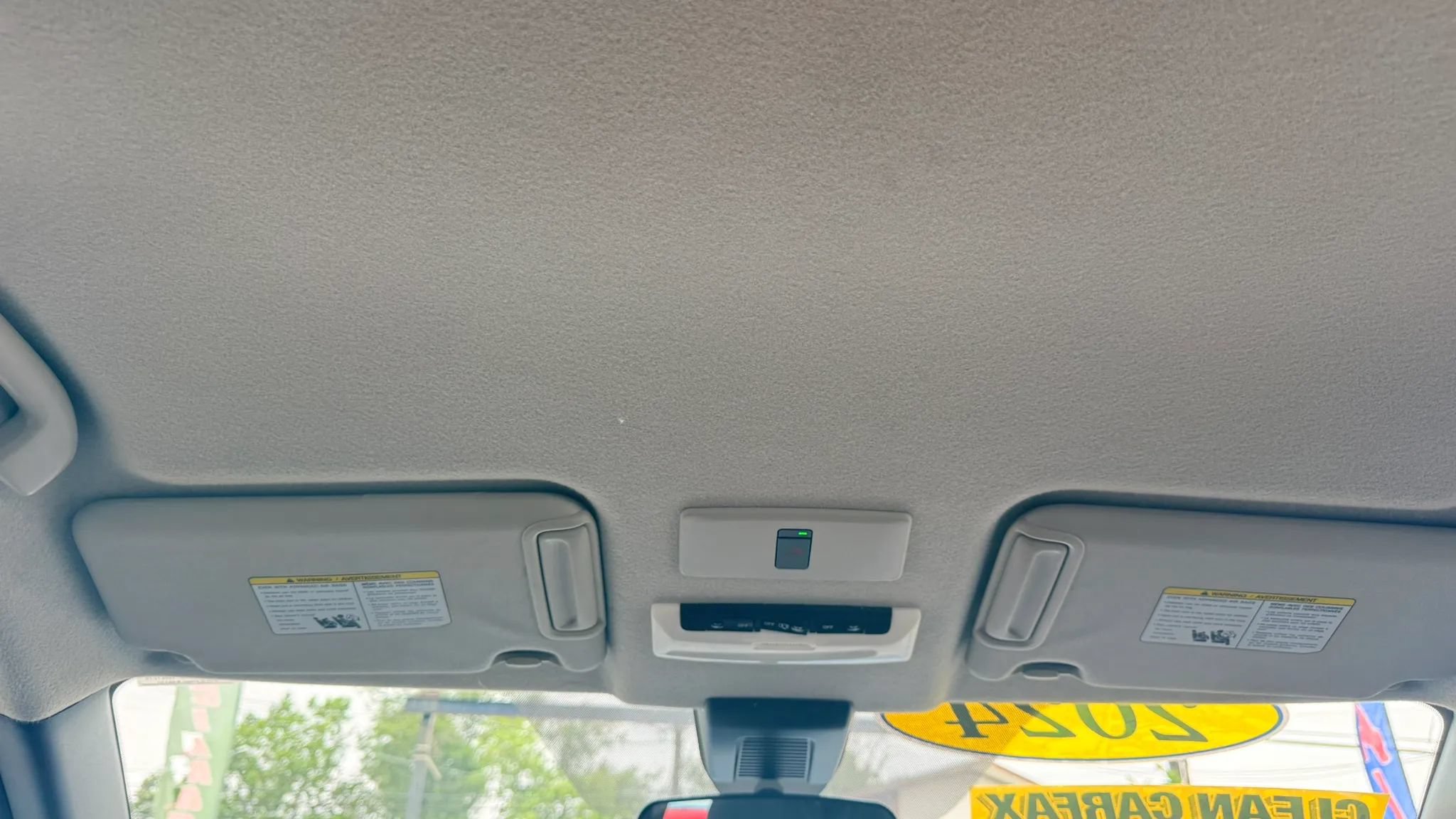 Used 2024 Nissan Kicks SR FWD image 14