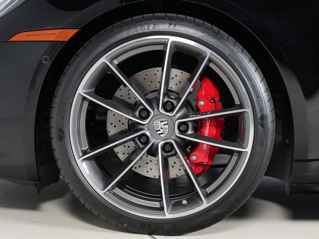 Certified 2022 Porsche 911 Targa 4S image 33