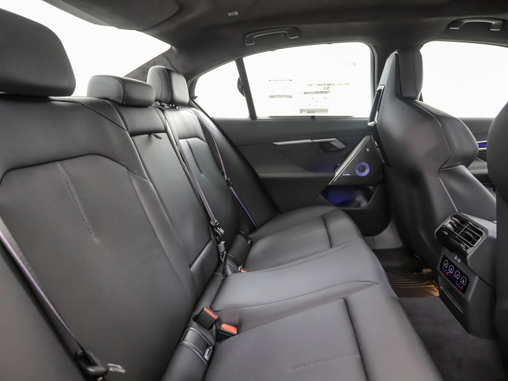 New 2026 BMW M5 w/ Carbon Package image 29