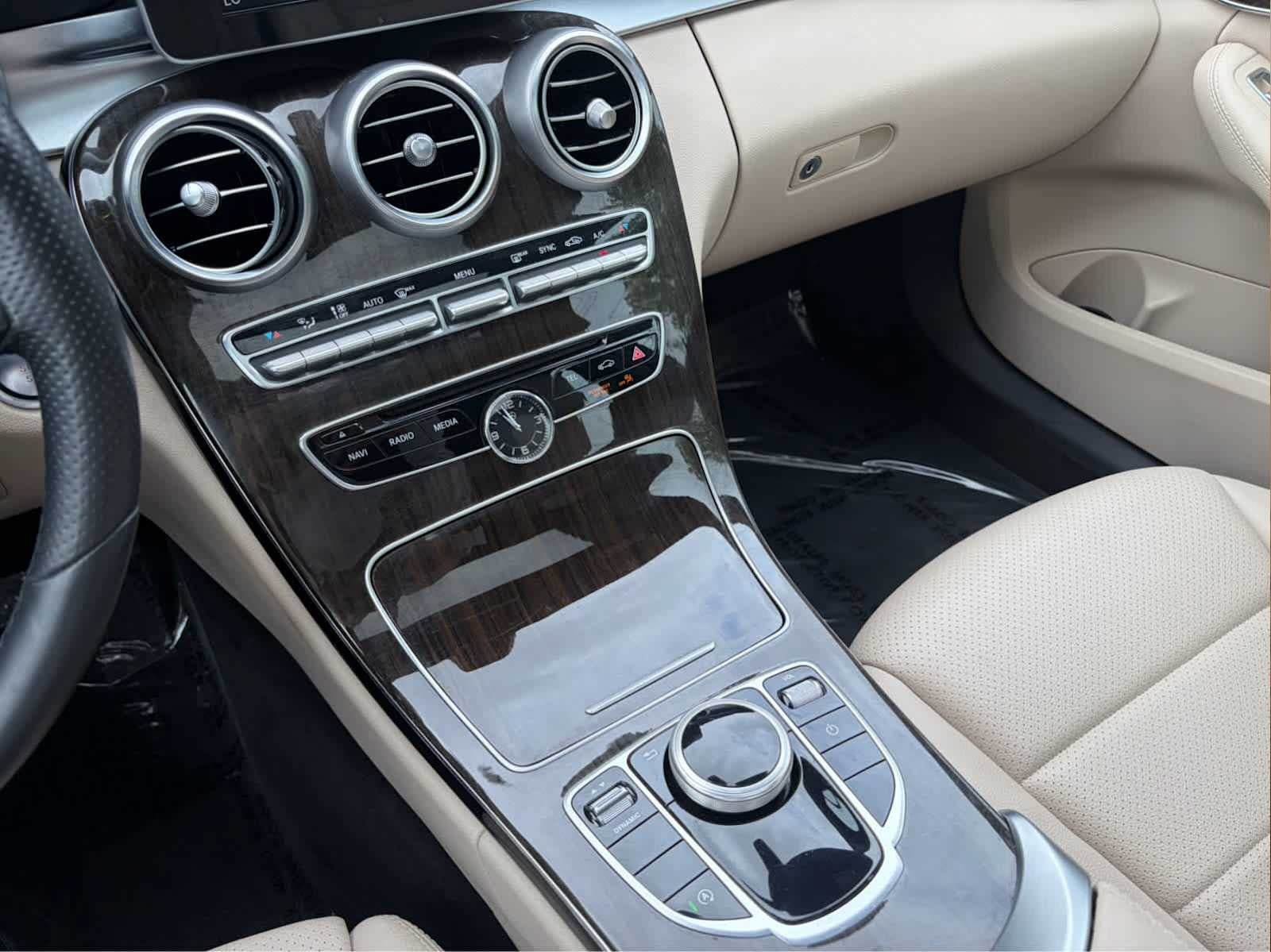 Used 2018 Mercedes-Benz C 300 4MATIC Sedan image 17
