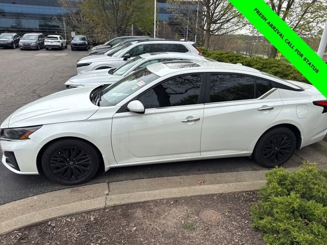 Used 2025 Nissan Altima 2.5 SV w/ SV Special Edition Package FWD image 7