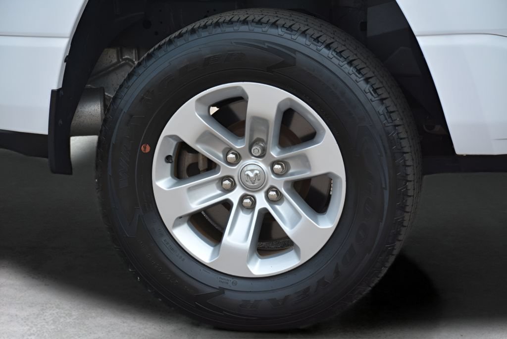Used 2023 RAM 1500 Laramie AWD/4WD image 36