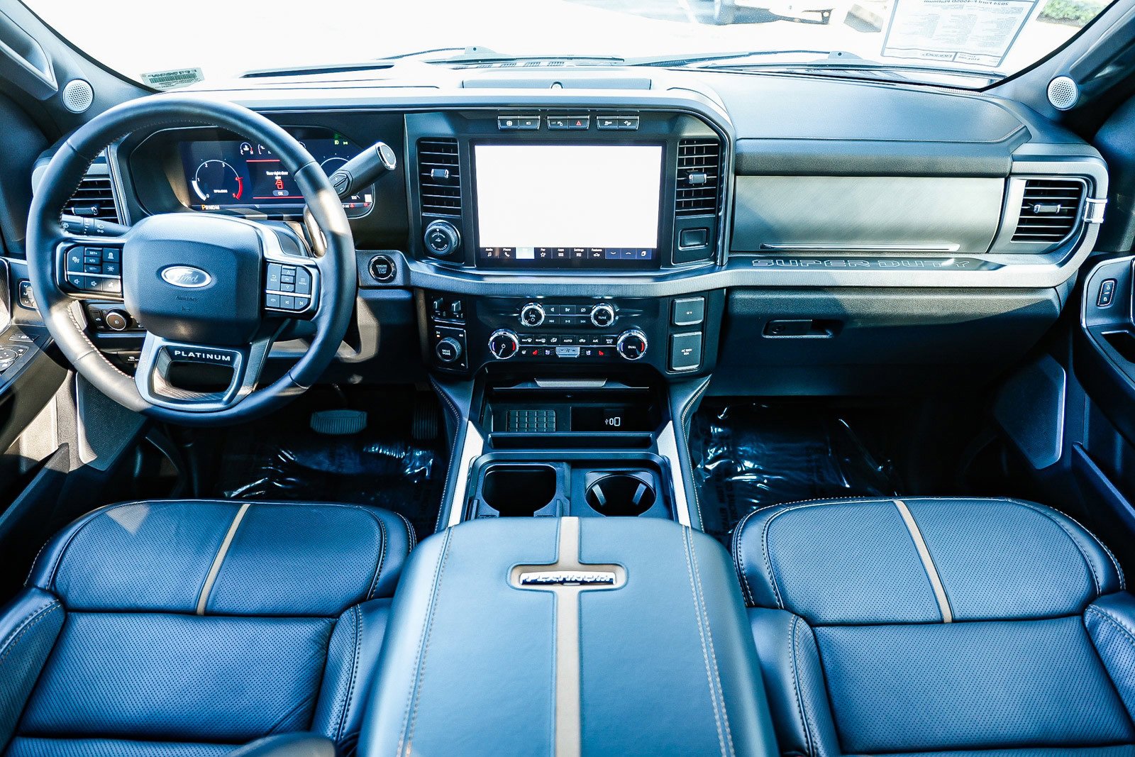 Used 2024 Ford F450 Platinum w/ FX4 Off-Road Package image 10