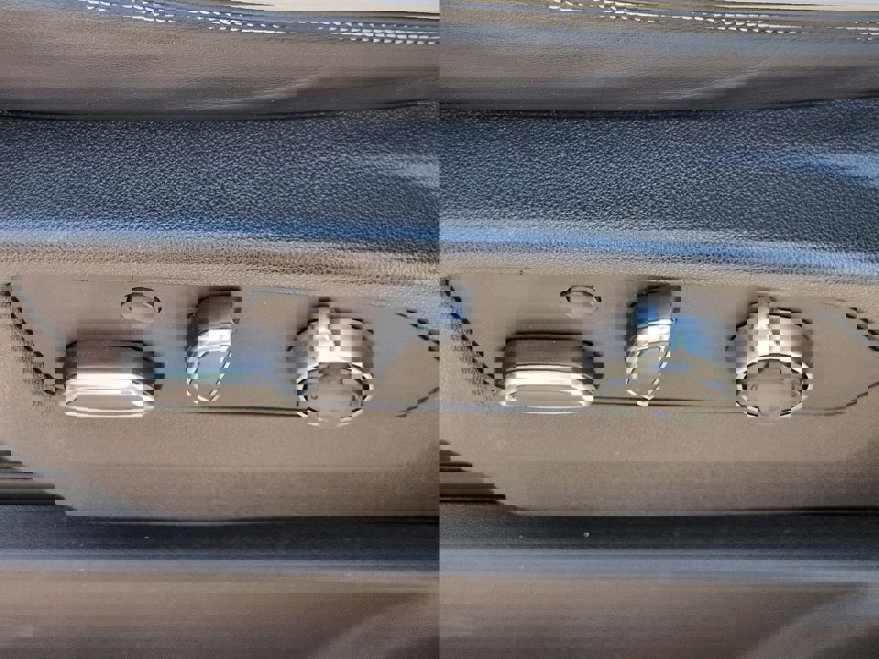 Used 2023 GMC Yukon Denali Ultimate image 20