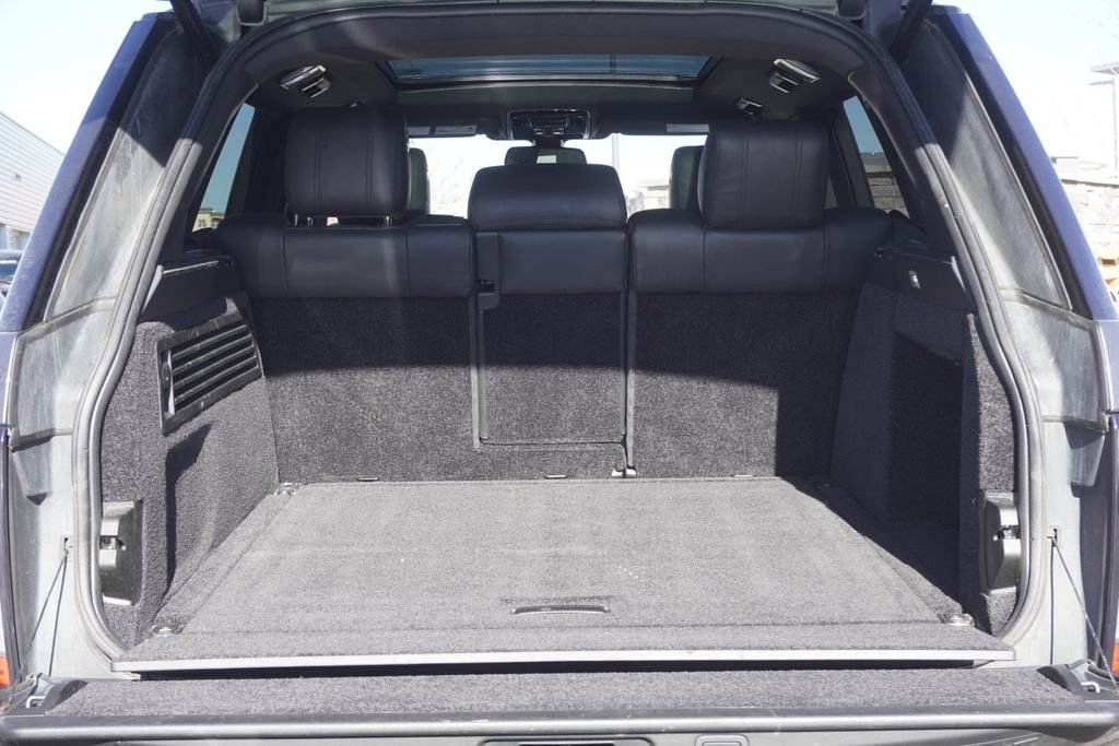 Used 2016 Land Rover Range Rover HSE image 31