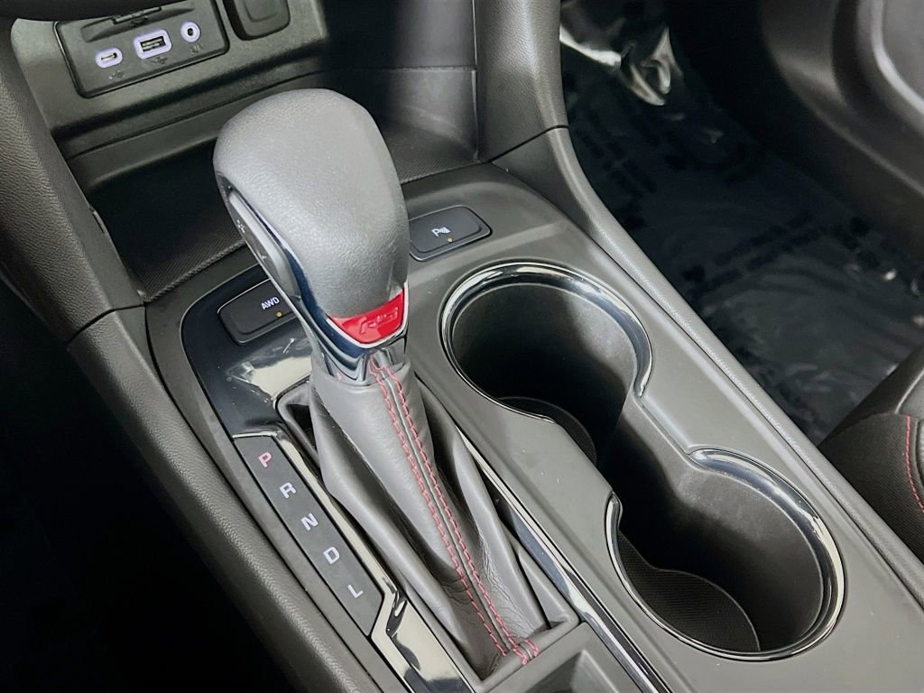 Used 2023 Chevrolet Equinox RS w/ RS Leather Package image 17