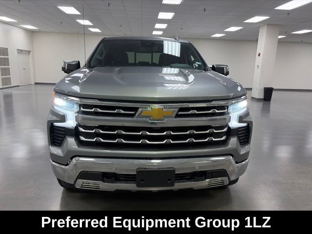 Used 2024 Chevrolet Silverado 1500 LTZ w/ LTZ Convenience Package II AWD/4WD image 2