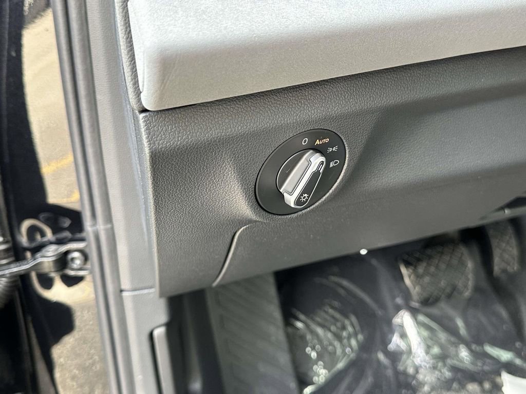 New 2026 Volkswagen Jetta SE image 14