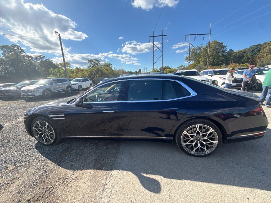 Used 2025 Genesis G90 3.5T AWD/4WD image 9