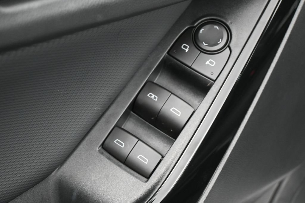 Used 2026 Chevrolet Equinox LT FWD image 14