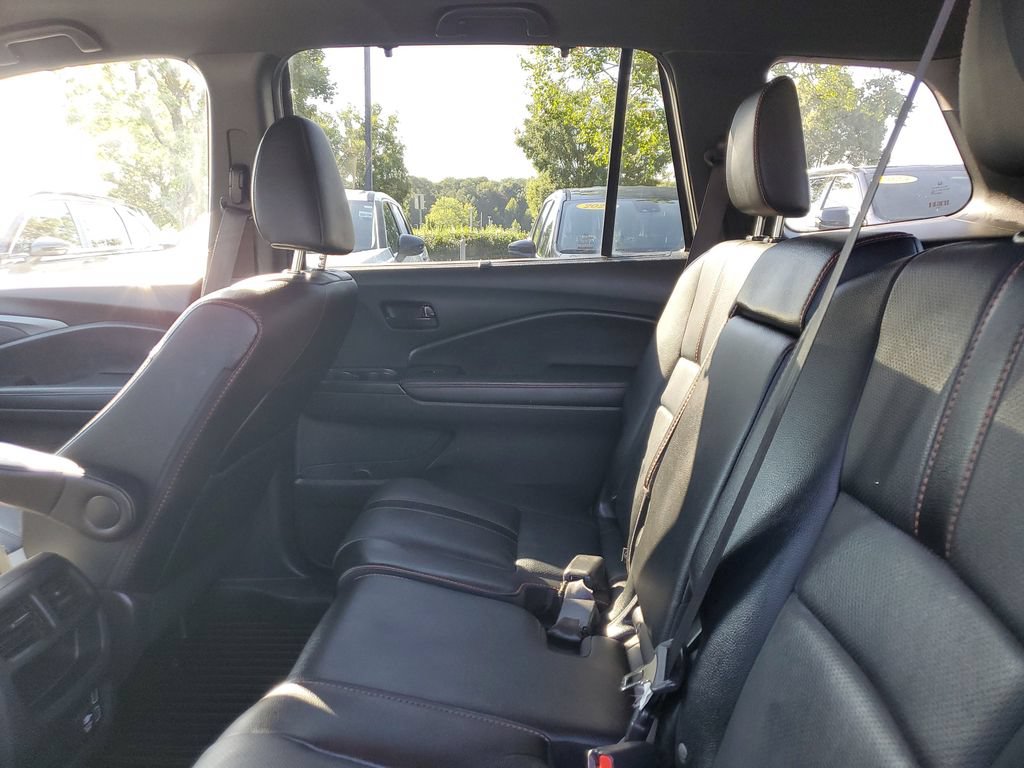 Used 2023 Honda Passport TrailSport image 12