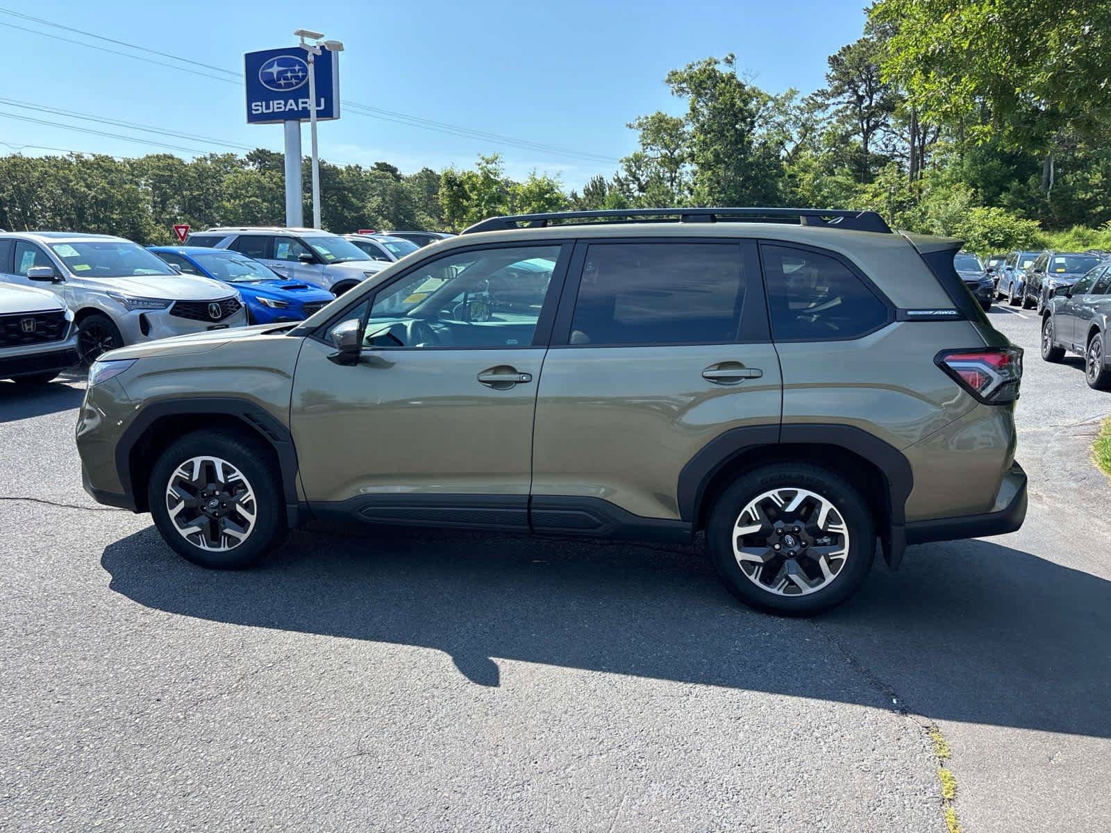 Used 2026 Subaru Forester Premium AWD/4WD image 6