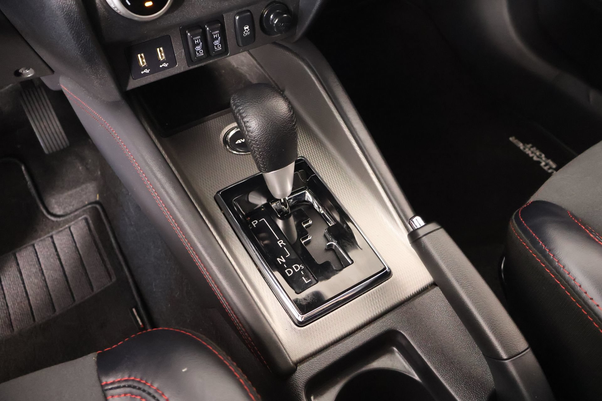 Used 2024 Mitsubishi Outlander Sport SE AWD/4WD image 8