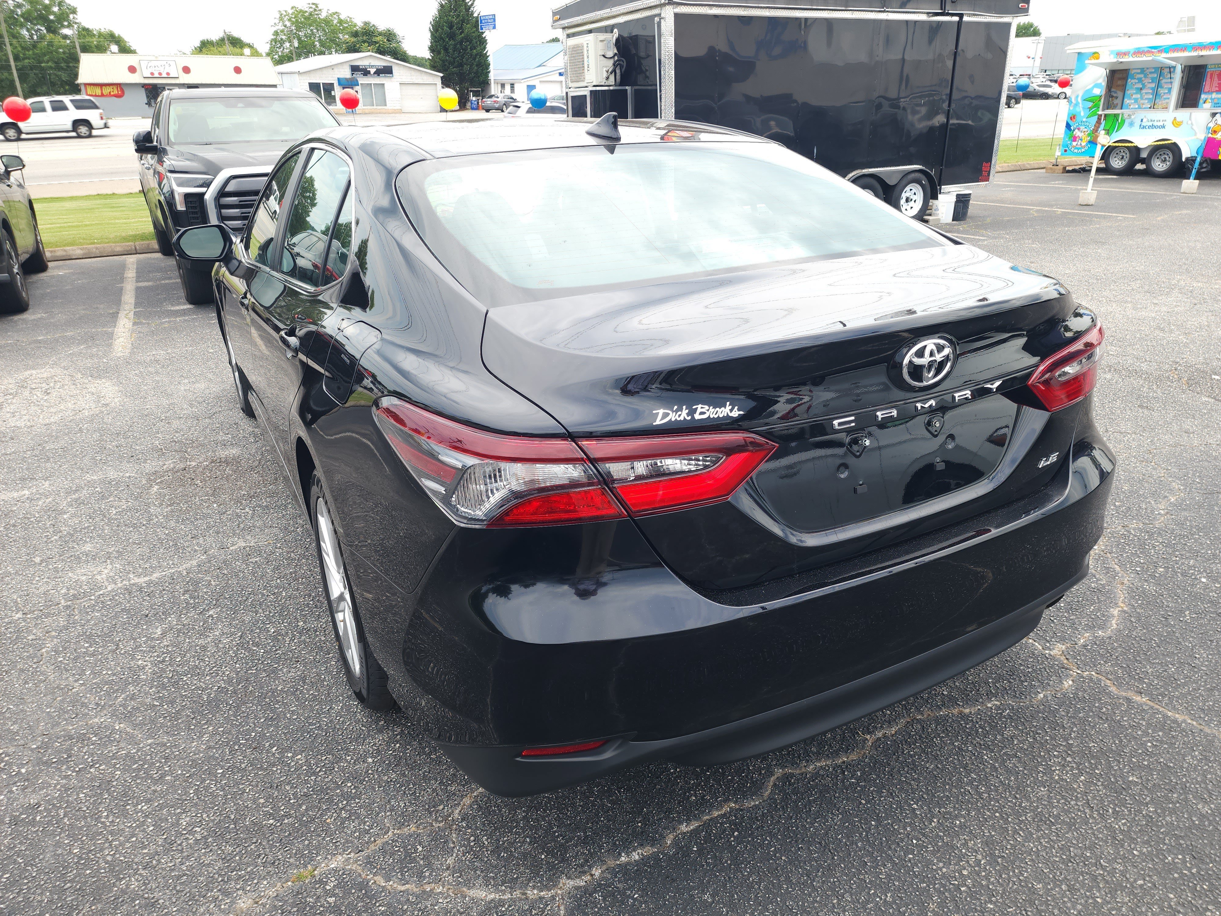 Used 2024 Toyota Camry LE FWD image 6