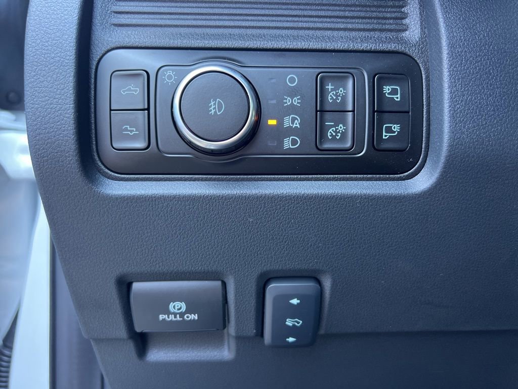 New 2026 Ford F250 Platinum image 16