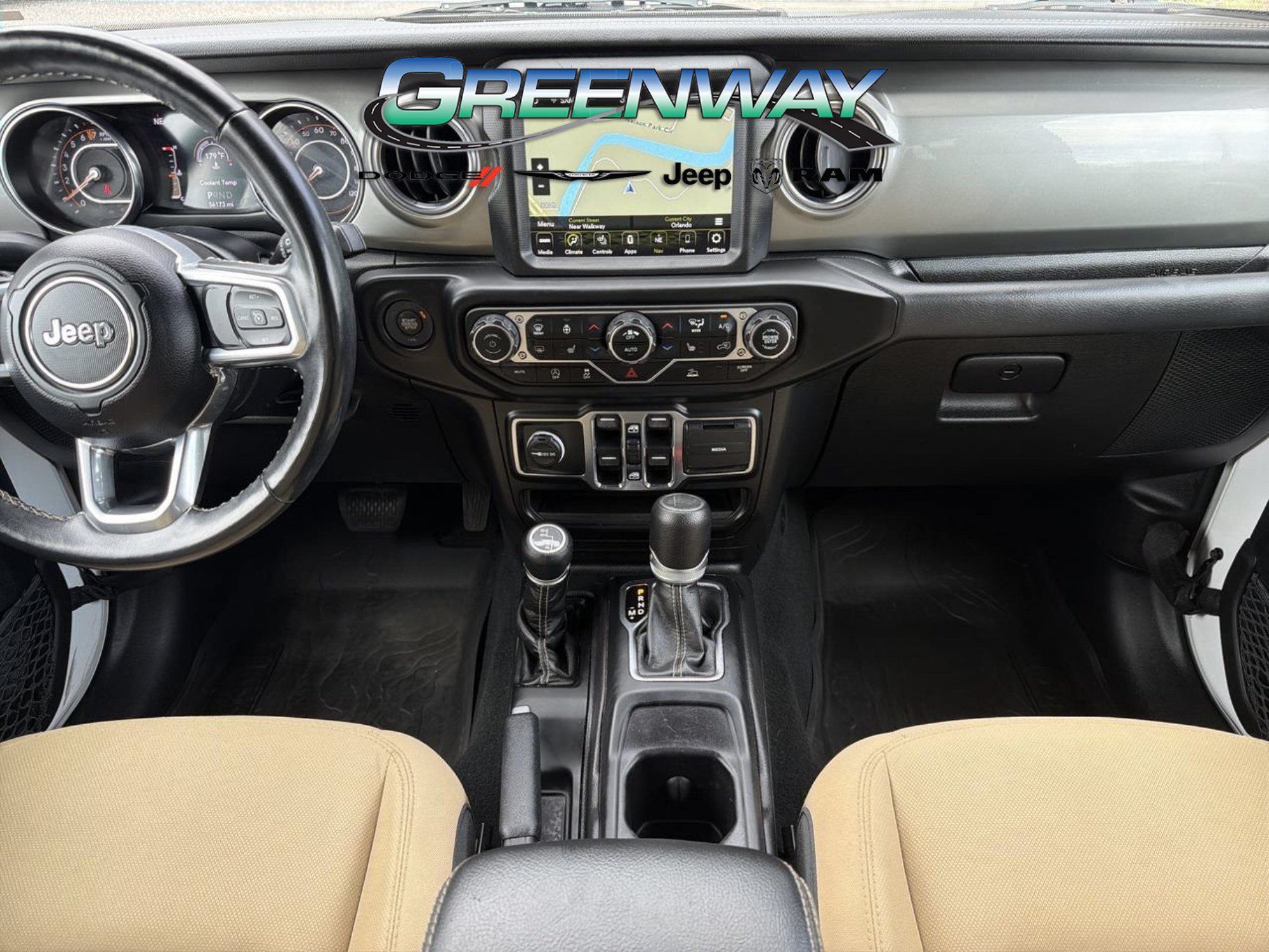 Used 2022 Jeep Wrangler Unlimited Sahara w/ Cold Weather Group AWD/4WD image 11
