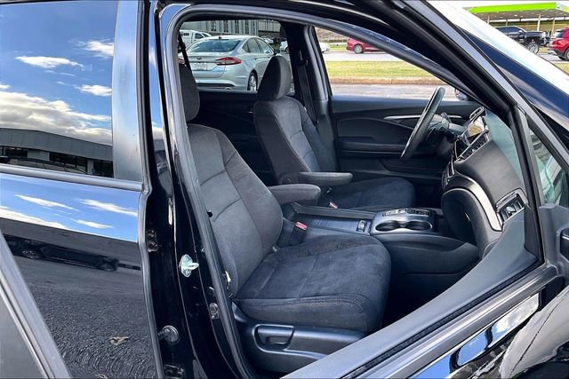 Used 2022 Honda Pilot Sport image 26