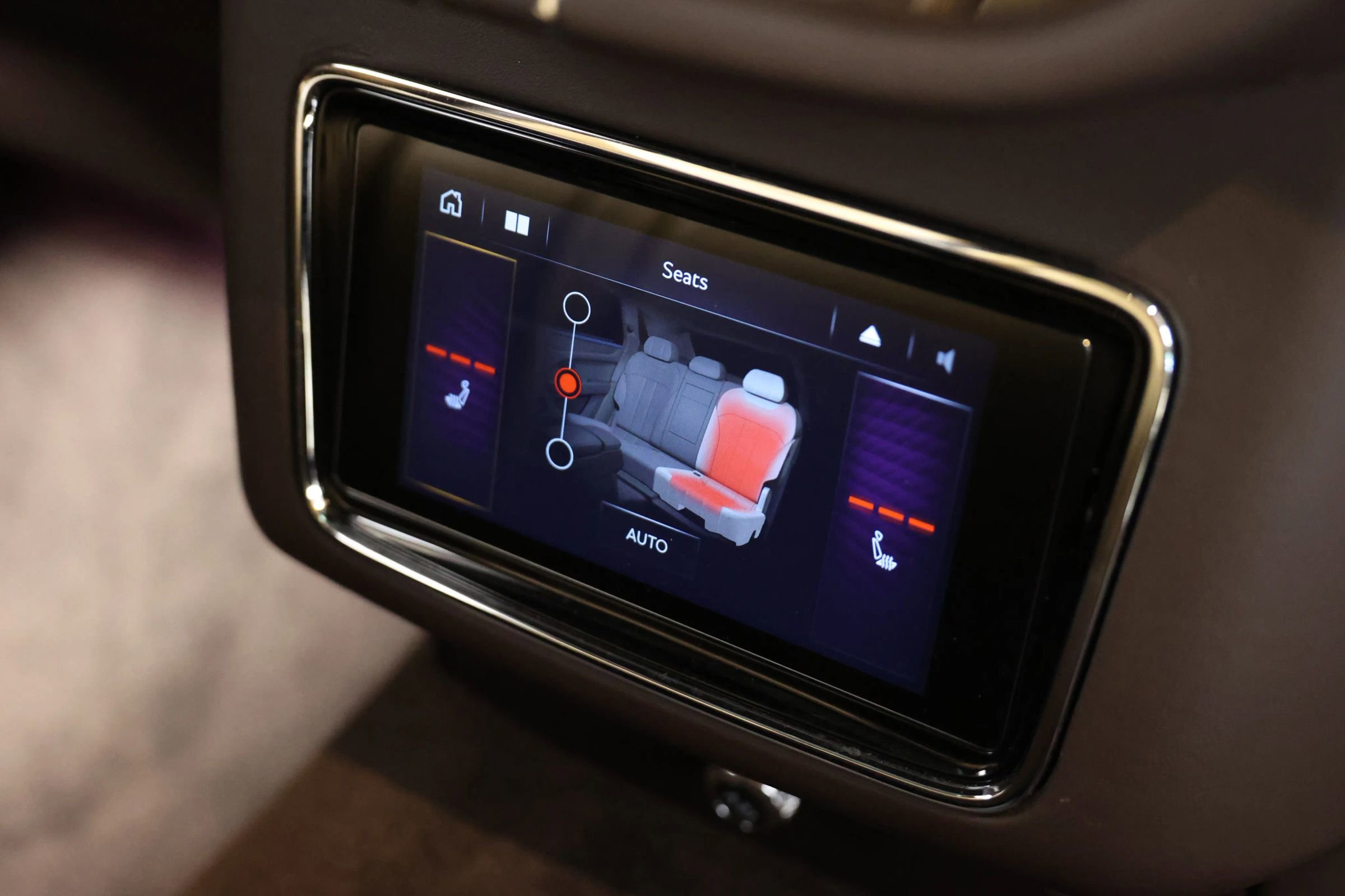 Used 2021 Bentley Bentayga AWD/4WD image 94