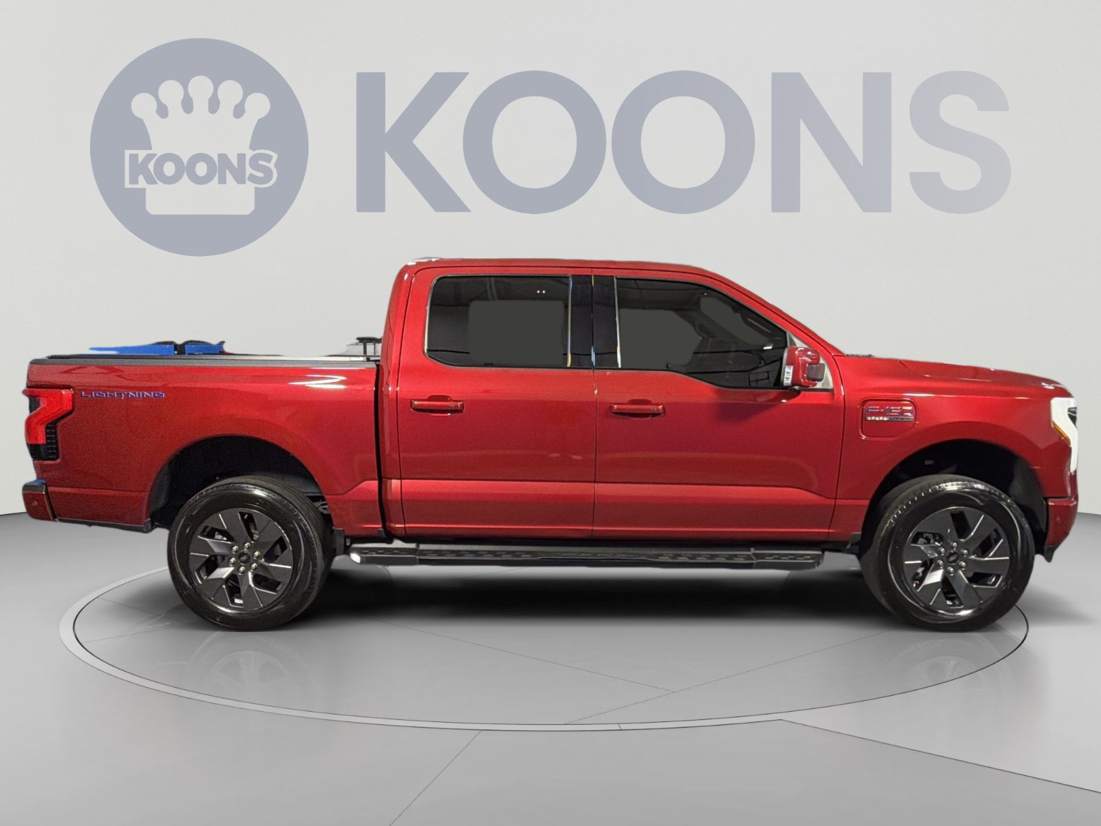 Used 2022 Ford F150 Lightning Lariat w/ Tow Technology Package AWD/4WD image 8