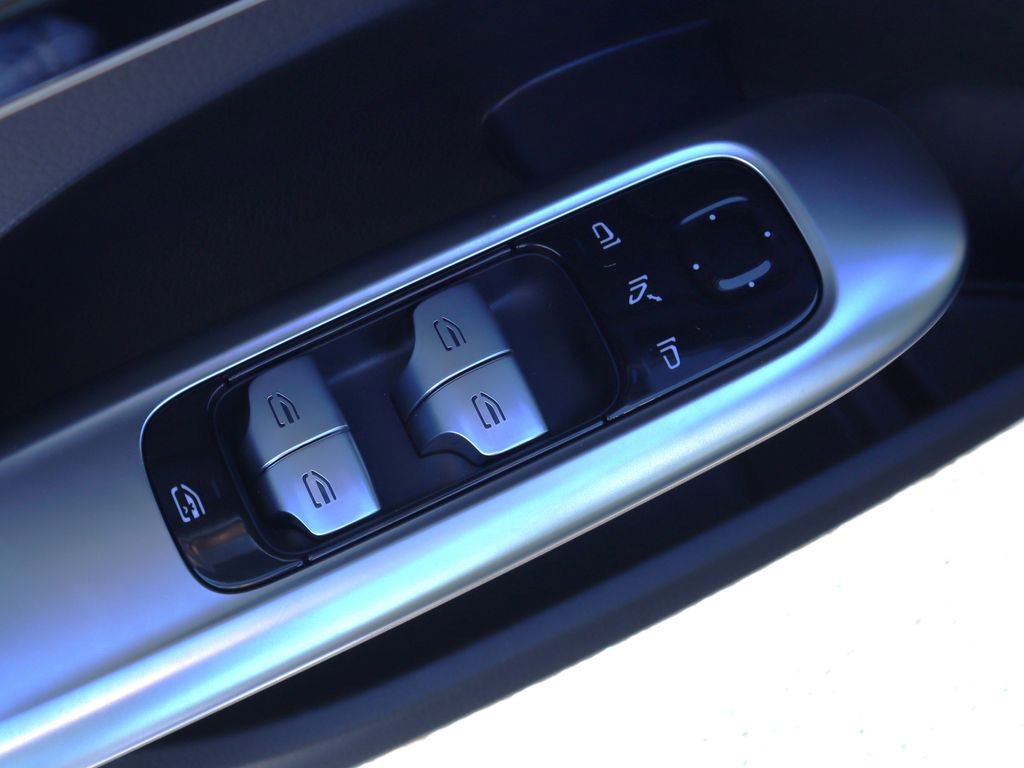 New 2026 Mercedes-Benz C 300 4MATIC Sedan image 18