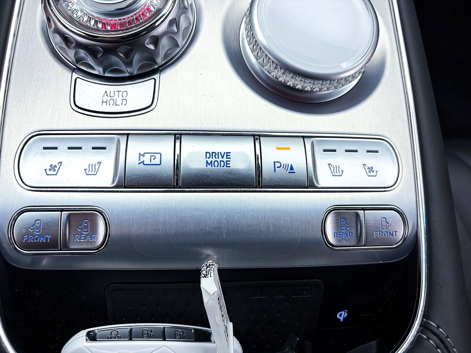 Used 2025 Genesis G90 3.5T AWD/4WD image 36