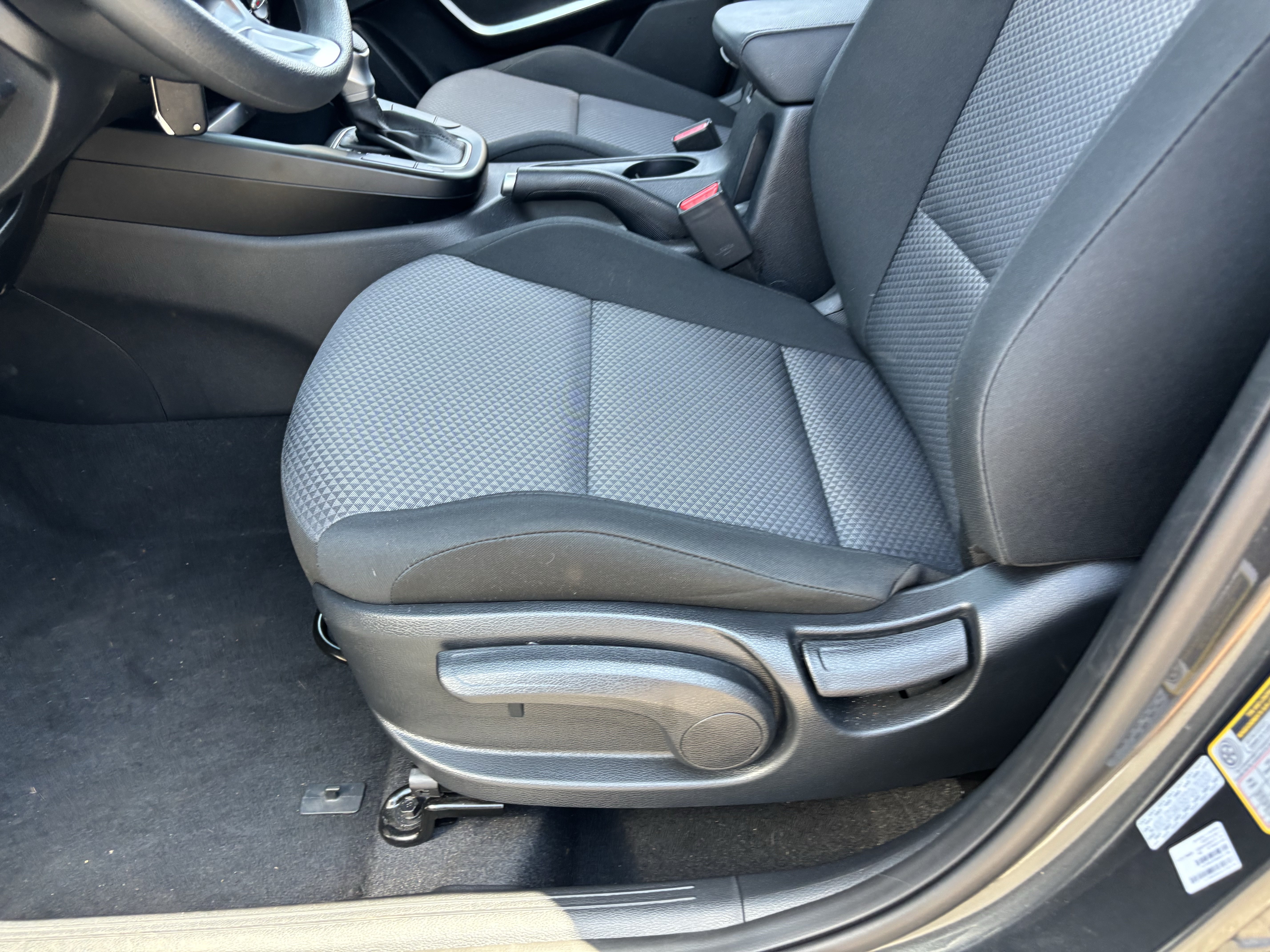 Certified 2025 Kia Soul LX w/ LX Technology Package FWD image 18